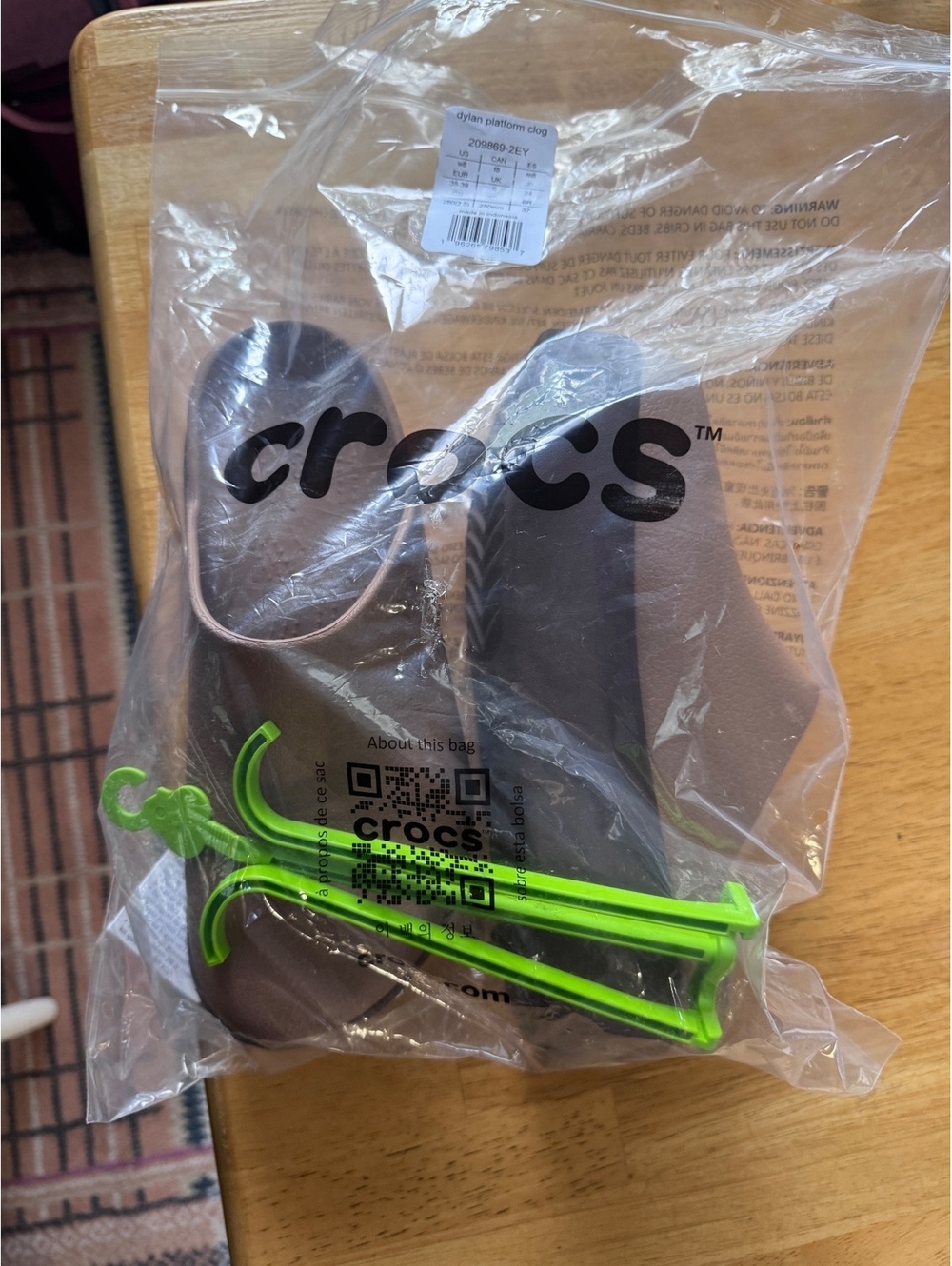 New Crocs Dylan platform clogs - Picture 4 of 5